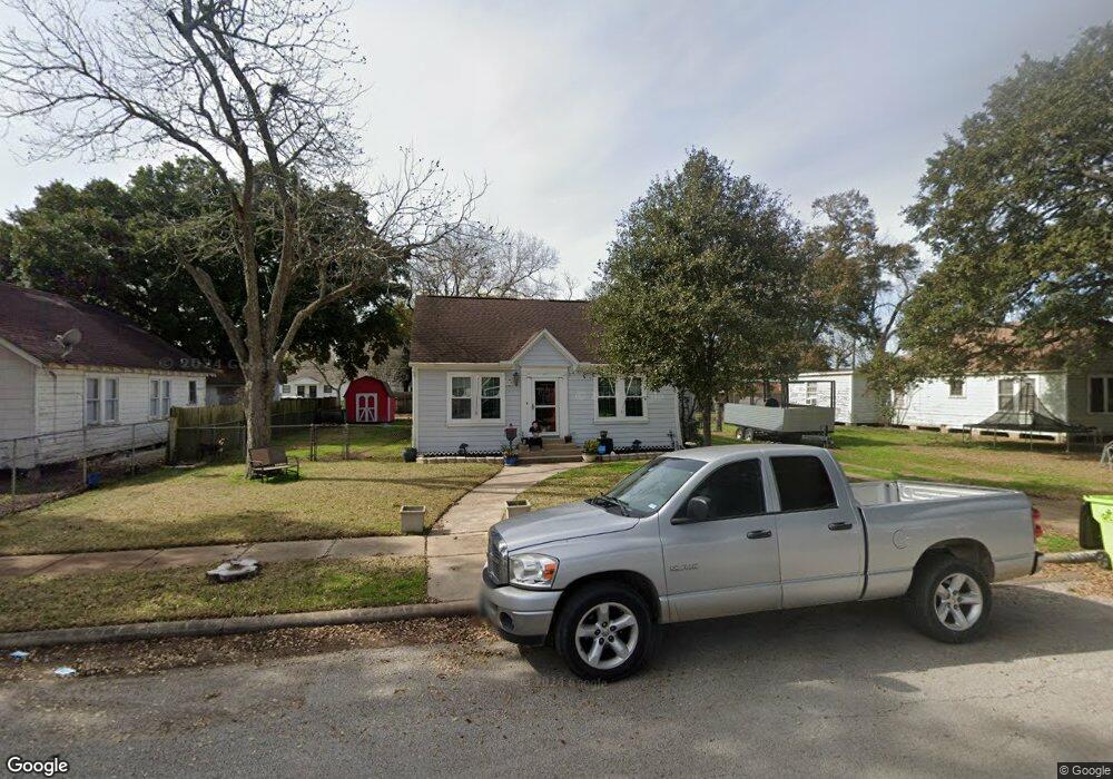 1118 Macarthur St, Rosenberg, TX 77471 - photo 1