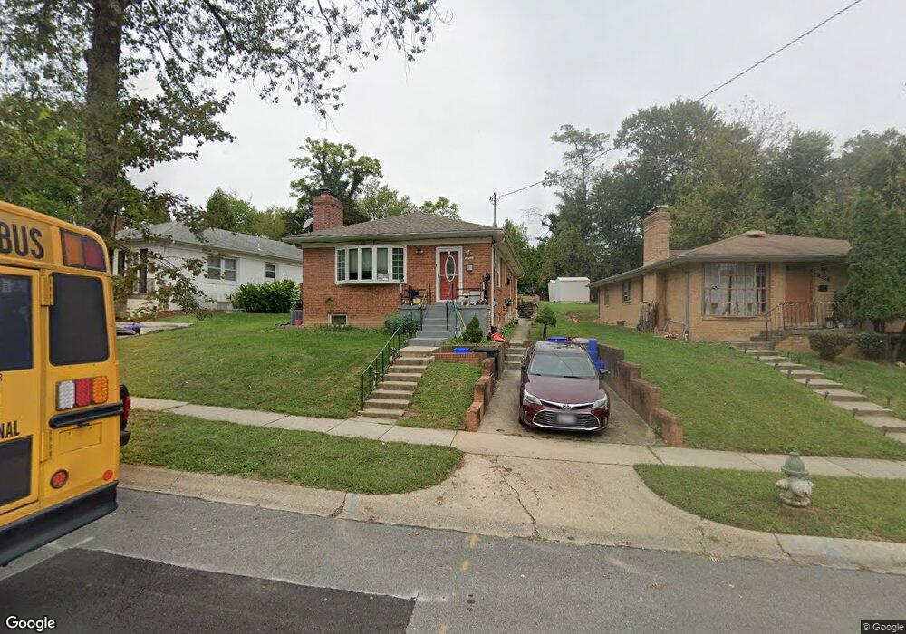 1711 Flora Ln, Silver Spring, MD 20910 - photo 1