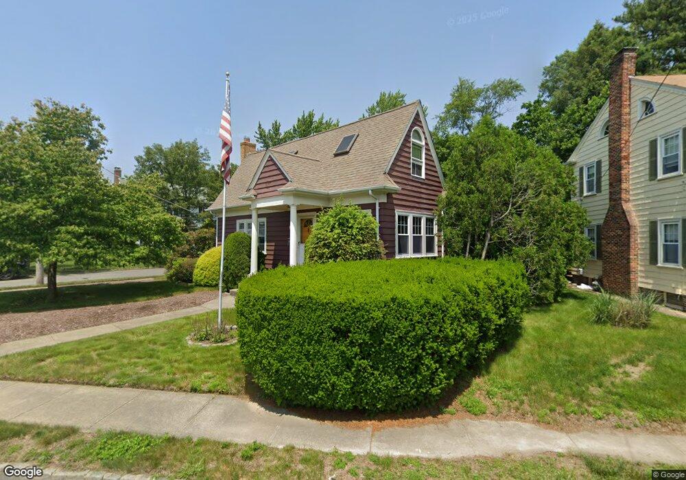 48 Greylock Ave, Cranston, RI 02910 - photo 1