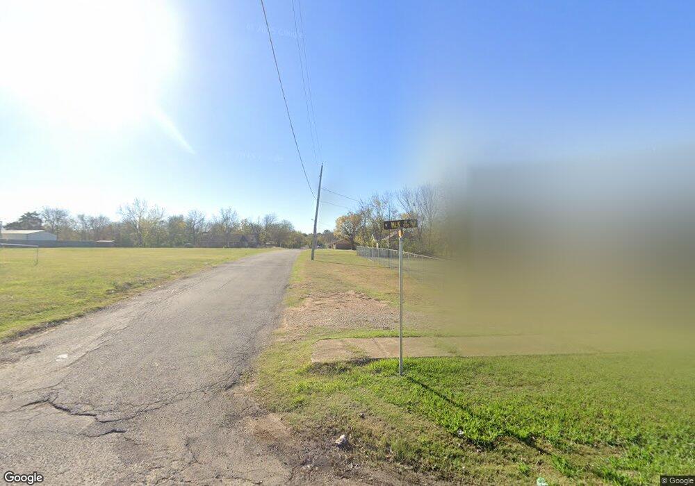 1205 W Main St, Hugo, OK 74743 - photo 1