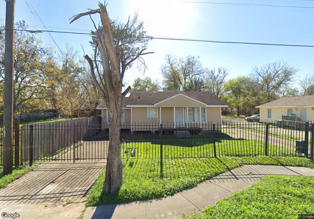 5438 Minden St, Houston, TX 77026 - photo 1