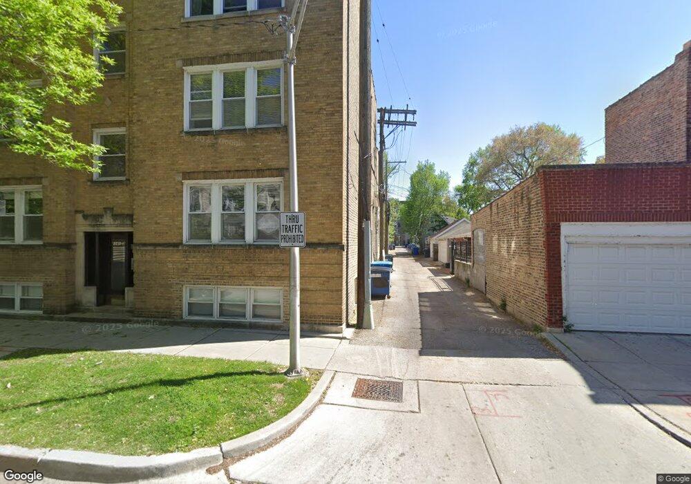 4850 N Bell Ave, Chicago, IL 60625 - photo 1