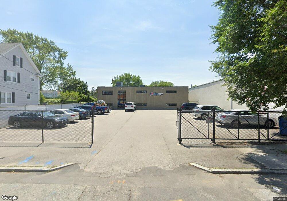 172 Longfellow St, Providence, RI 02907 - photo 1