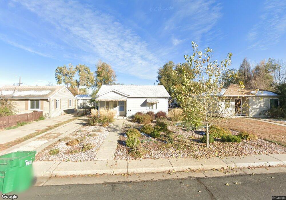 2372 Geneva St, Aurora, CO 80010 - photo 1