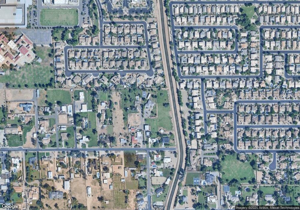 2668 E Desert Ln, Gilbert, AZ 85234 - photo 1