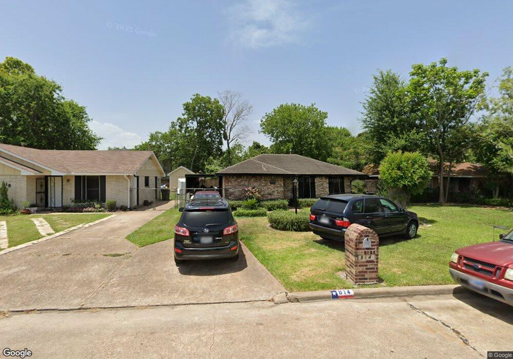 814 Ellington St, Houston, TX 77088 - photo 1