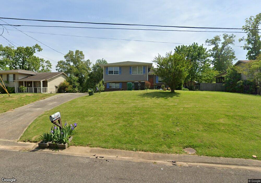 815 Country View Dr, Center Point, AL 35215 - photo 1