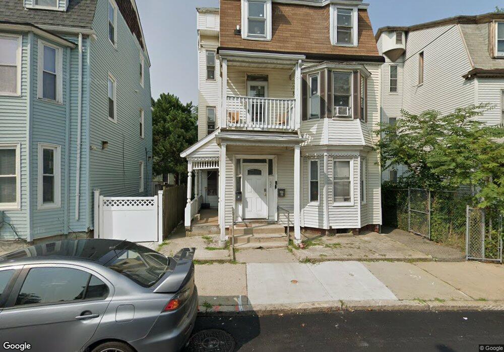 32 E Cottage St unit 2, Dorchester, MA 02125 - photo 1