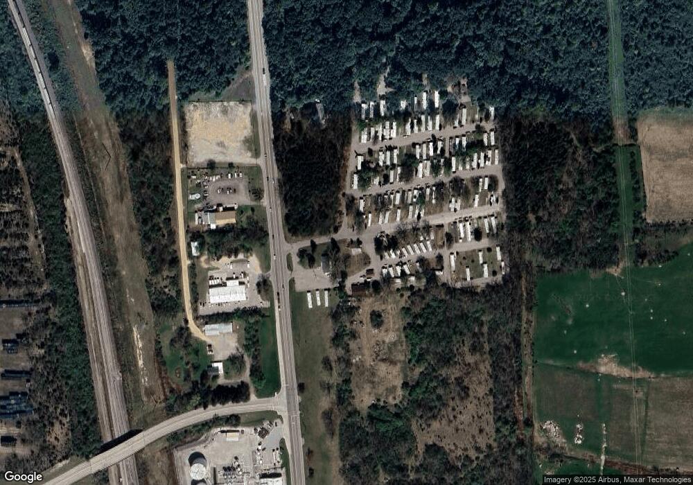 101 Main Dr, Mount Morris, MI 48458 - photo 1