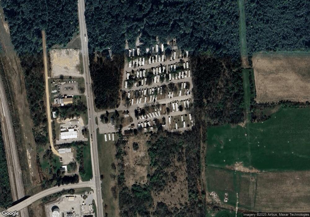 111 Main Dr, Mount Morris, MI 48458 - photo 1