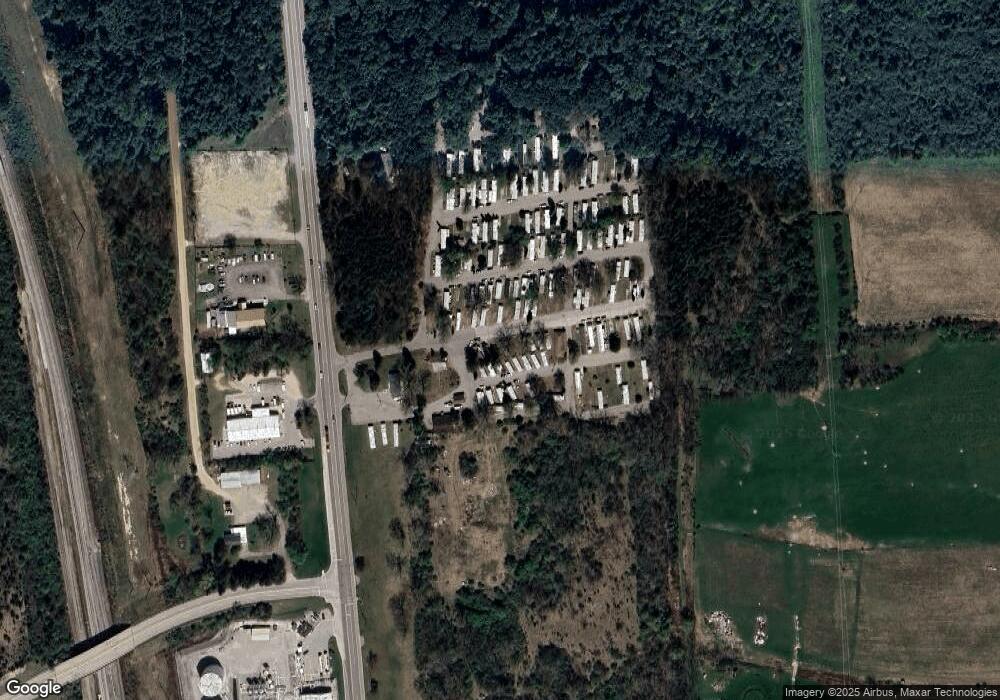 107 Main Dr, Mount Morris, MI 48458 - photo 1