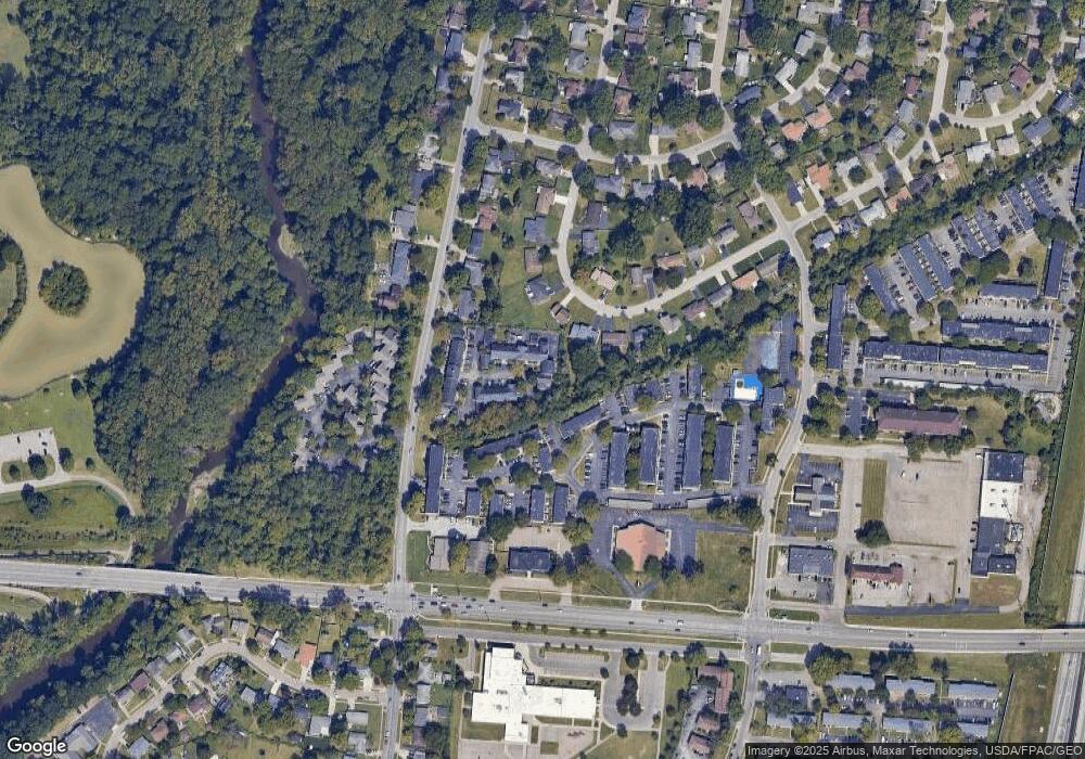 5366 Yorkshire Village Ln, Columbus, OH 43232 - photo 1