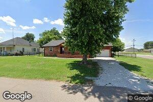 121 N Flynn Ave, Calumet, OK 73014