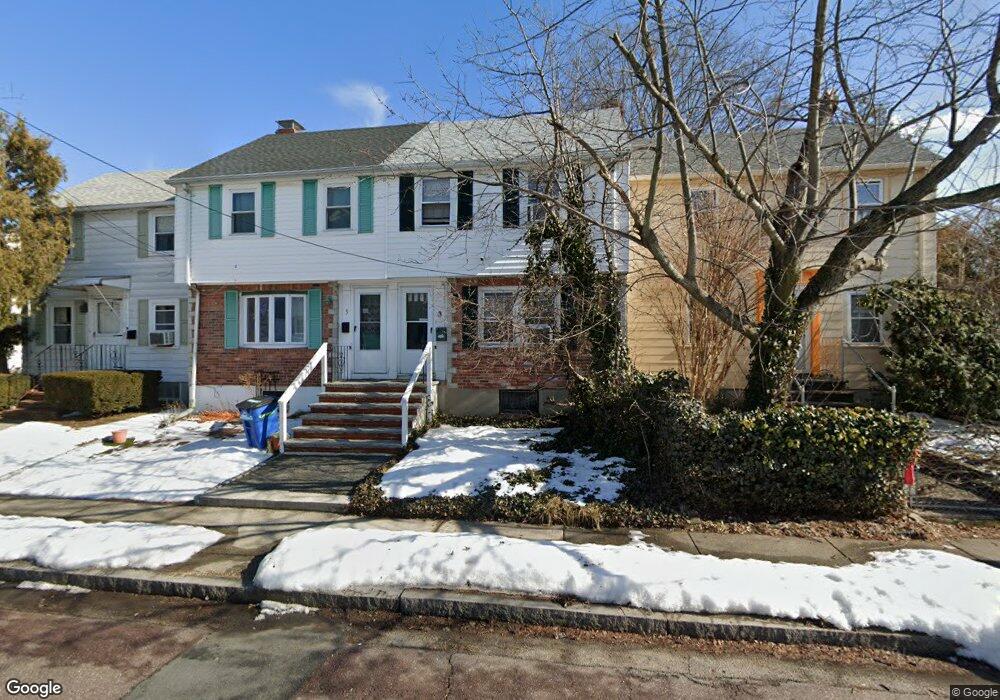 3 Regent Rd, Malden, MA 02148 - photo 1
