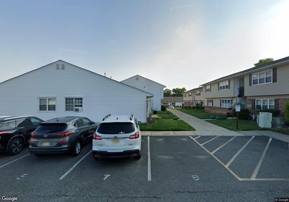 7 Maine Ct, Matawan, NJ 07747 - photo 1