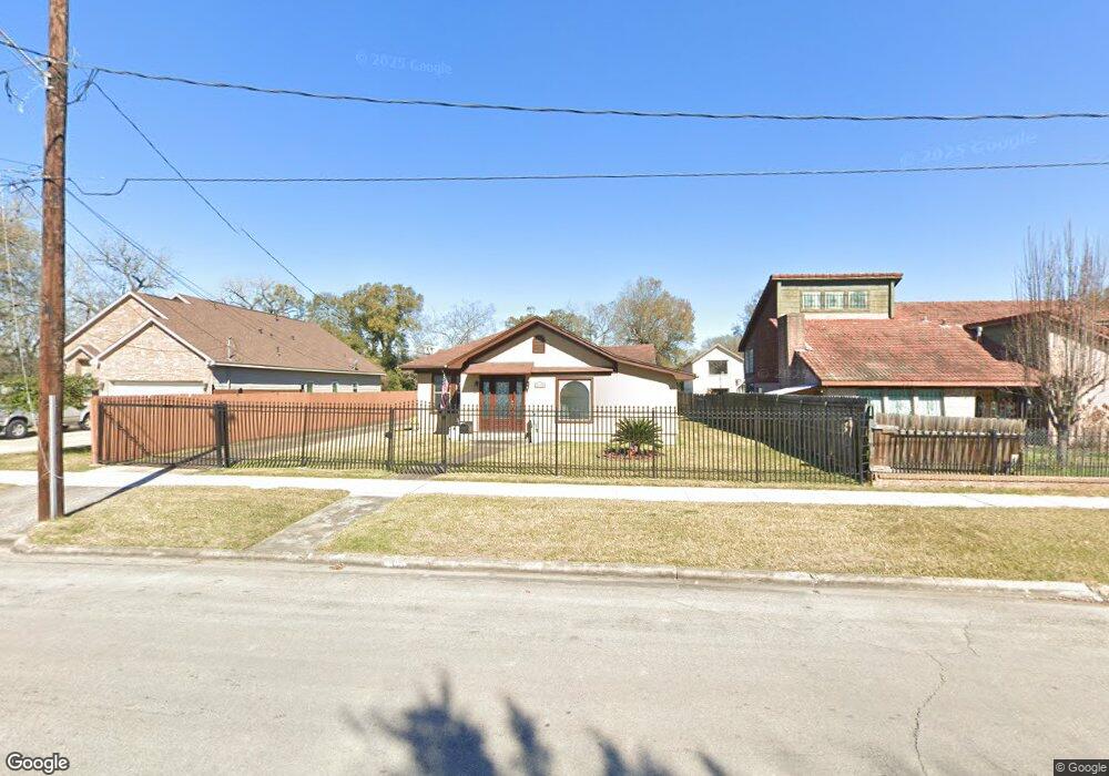 8135 Detroit St, Houston, TX 77017 - photo 1