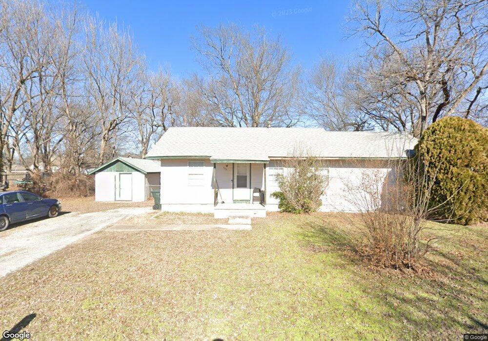 442 E Claremore St, Claremore, OK 74017 - photo 1