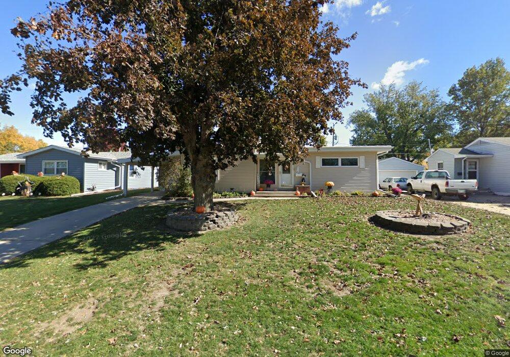 516 W 16th St N, Newton, IA 50208 - photo 1
