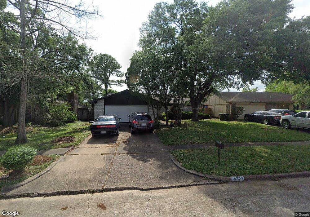 15927 Lenclaire Dr, Houston, TX 77053 - photo 1