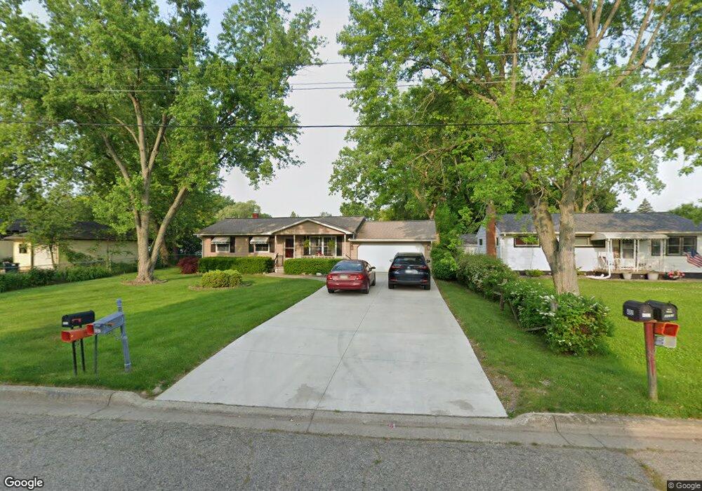 4045 Ben Hogan Dr, Flint, MI 48506 - photo 1