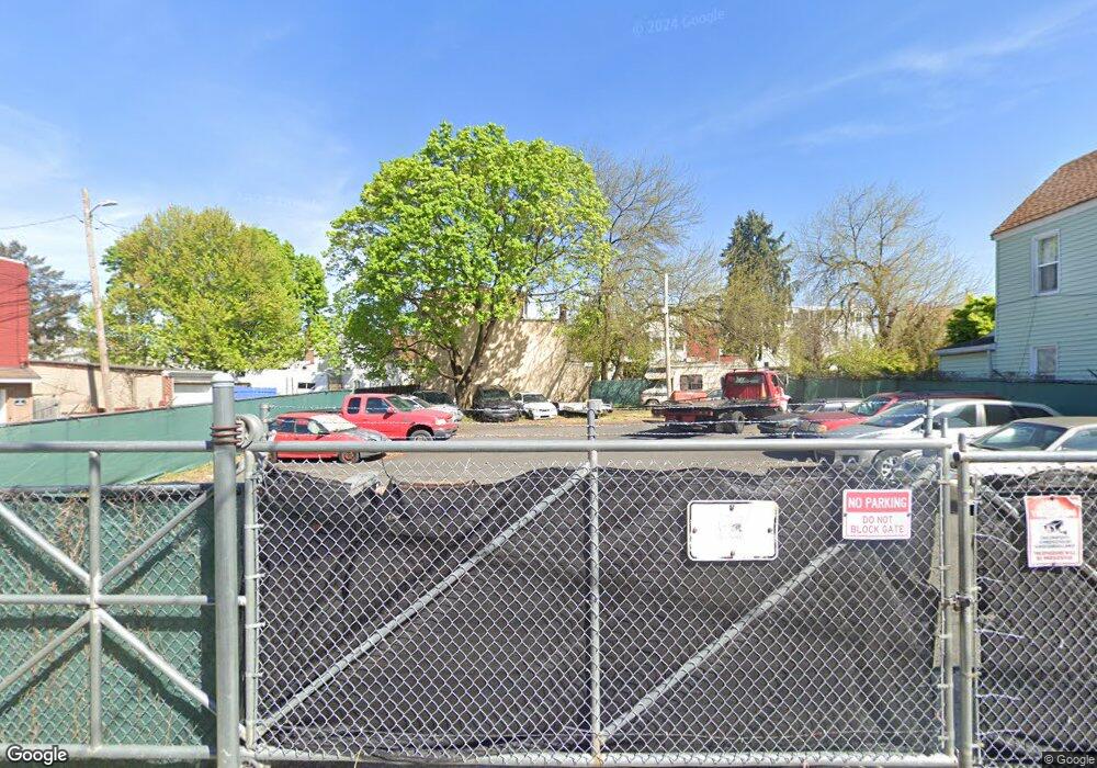 161 Oak St, Allentown, PA 18102 - photo 1