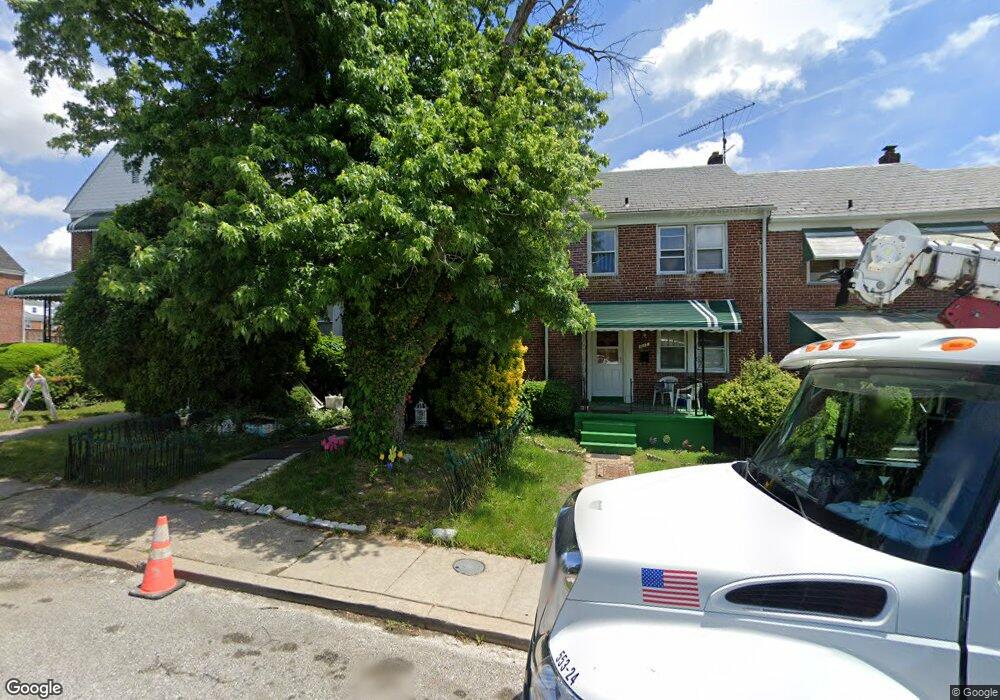 1019 Wildwood Pkwy, Baltimore, MD 21229 - photo 1