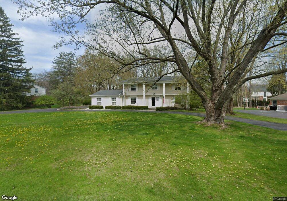 719 Westview Rd, Bloomfield Hills, MI 48304 - photo 1