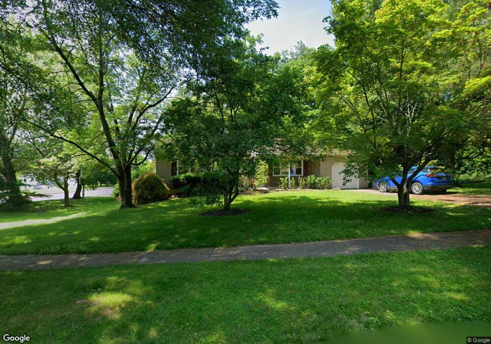 402 Grenoble Dr, Sellersville, PA 18960 - photo 1