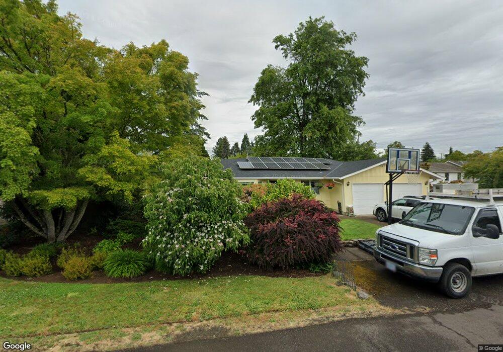 1555 Corum Ave, Eugene, OR 97401 - photo 1