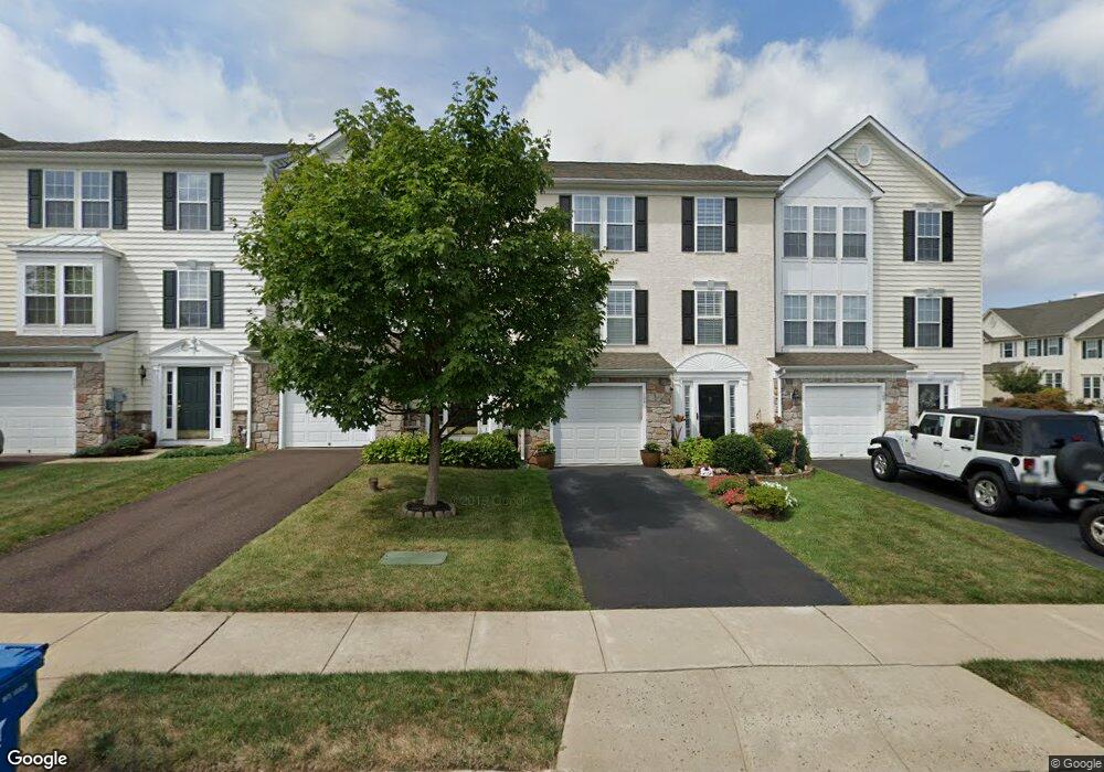 111 N Savanna Dr, Pottstown, PA 19465 - photo 1