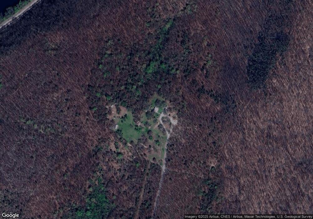 714 Bennett Ln, Berkeley Springs, WV 25411 - photo 1