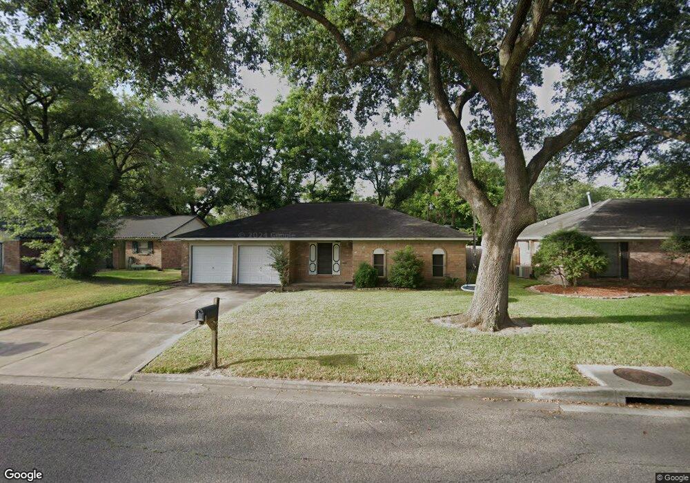 504 Southbend Dr, Alvin, TX 77511 - photo 1