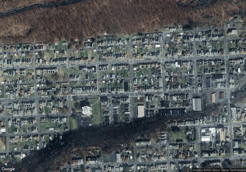 1215 W Arch St, Coal Township, PA 17866 - photo 1