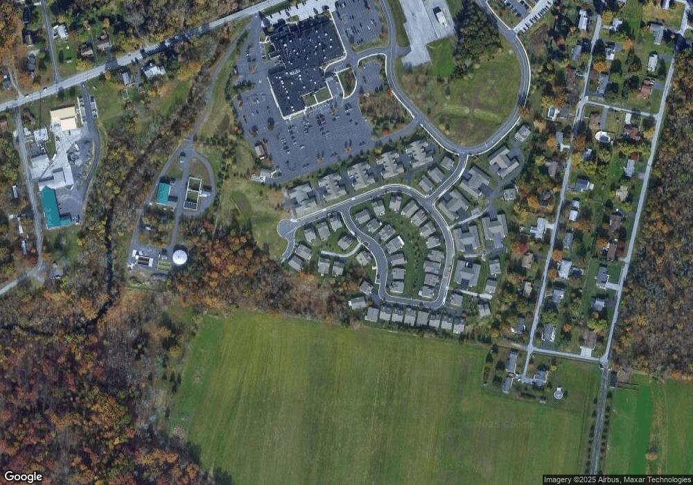 62 Winding Dr unit 13, Gettysburg, PA 17325 - photo 1