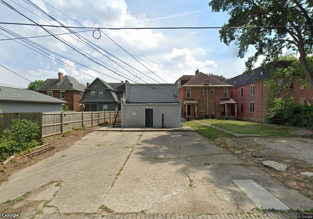 1428 Franklin Ave, Columbus, OH 43205 - photo 1