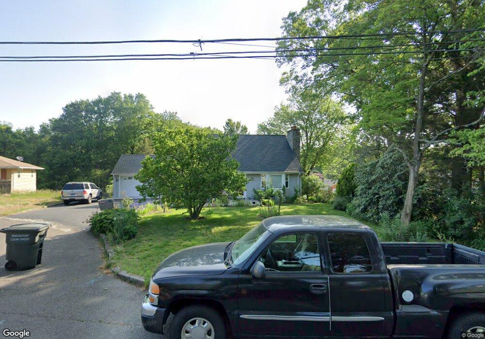 38 Iwanicki Cir, Bridgeport, CT 06610 - photo 1