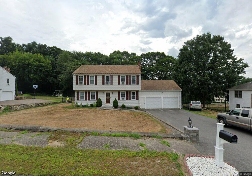 4 Bear Hill Rd, Milford, MA 01757 - photo 1