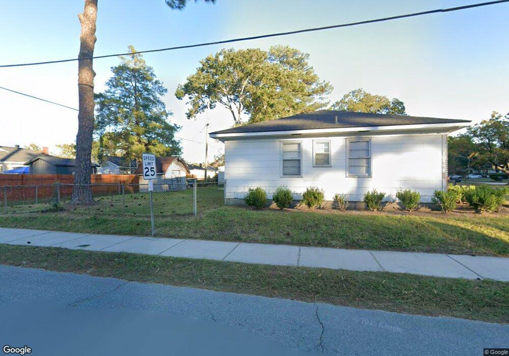1902 E 62nd St, Savannah, GA 31404 - photo 1