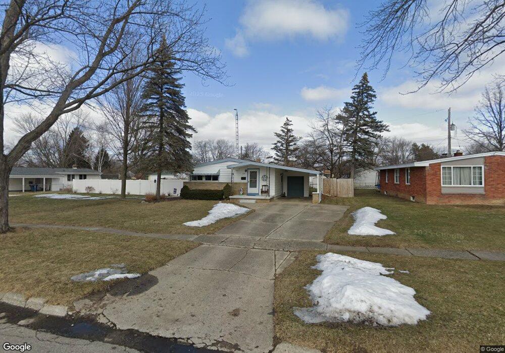 305 Fitzner Dr, Davison, MI 48423 - photo 1