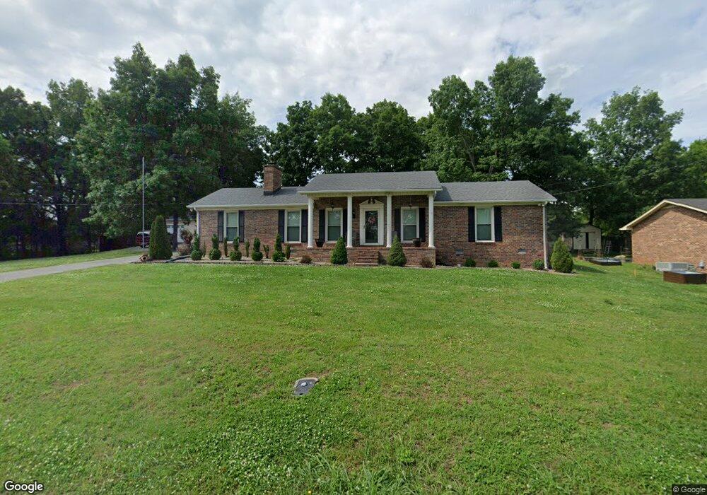 108 Drake Dr, Shelbyville, TN 37160 - photo 1