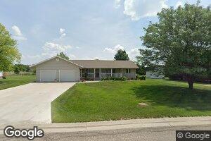 133 Blake Ave, Moundridge, KS 67107