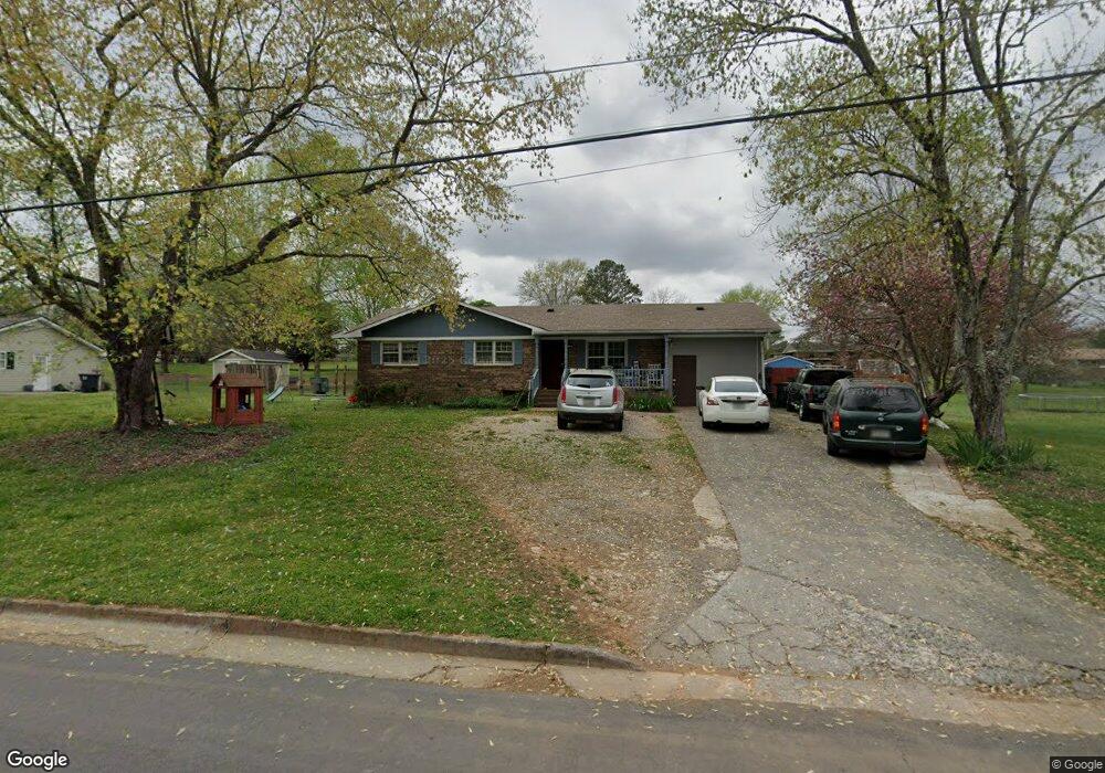 179 Holly Dr SW, Calhoun, GA 30701 - photo 1