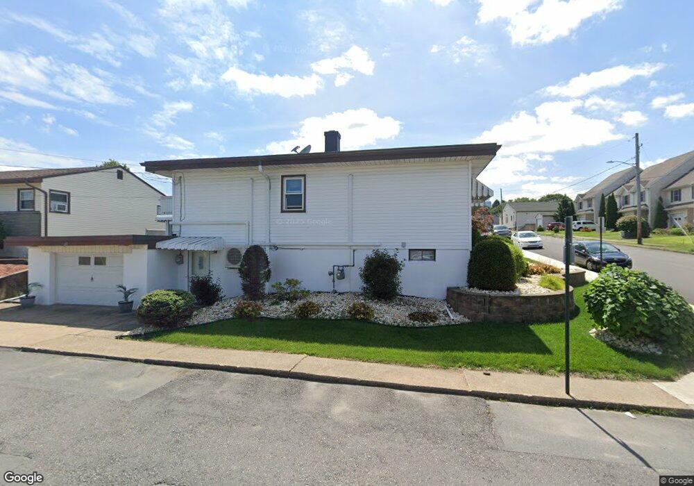814 Grant St, Hazleton, PA 18201 - photo 1