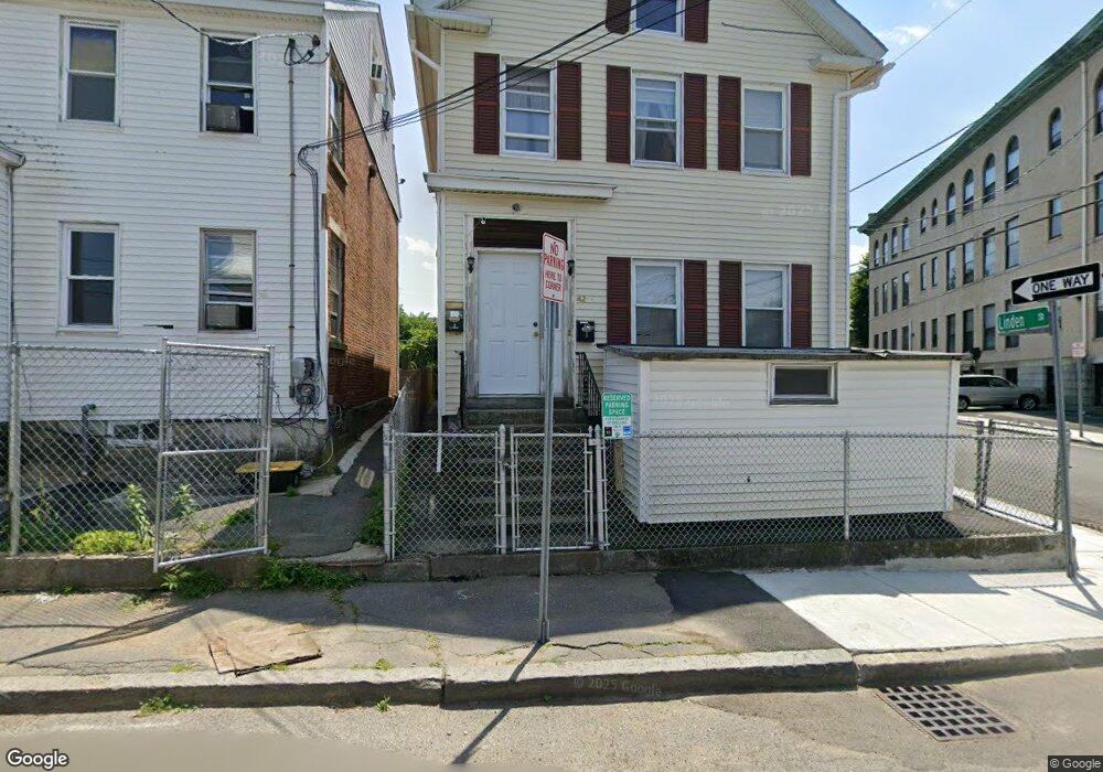 42 Union St, Lowell, MA 01852 - photo 1