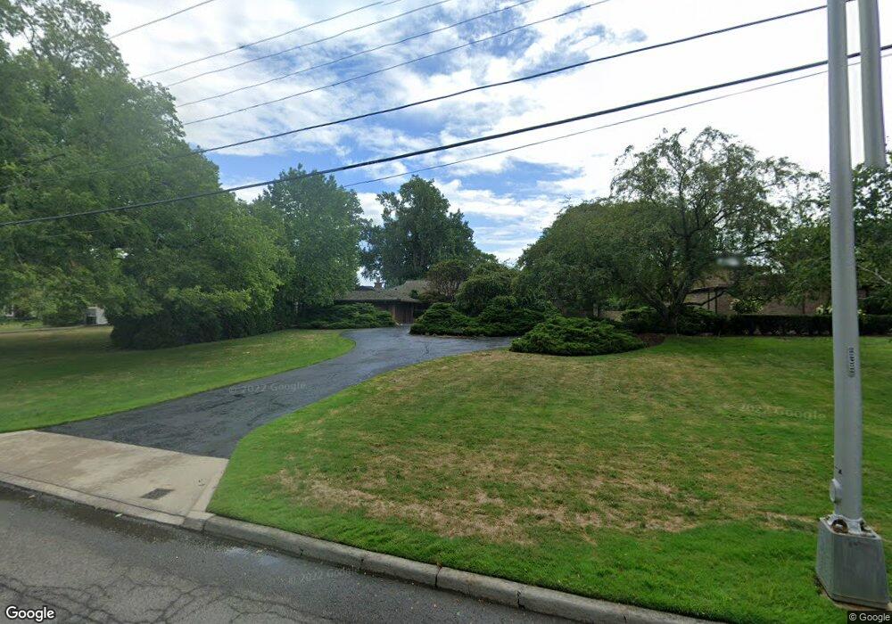 15650 Windmill Pointe Dr, Grosse Pointe Park, MI 48230 - photo 1