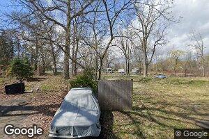 4120 Navarra Ct, White Lake, MI 48383