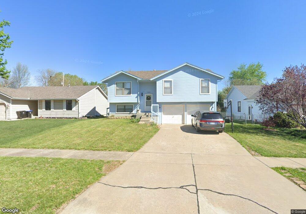 7300 SW 25th St, Topeka, KS 66614 - photo 1