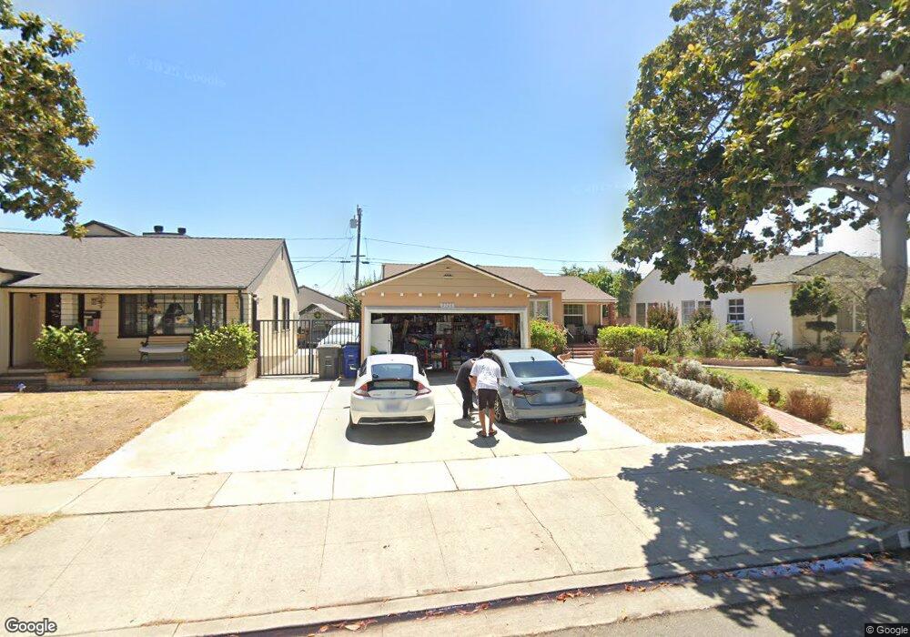 2926 Del Amo Blvd, Lakewood, CA 90712 - photo 1