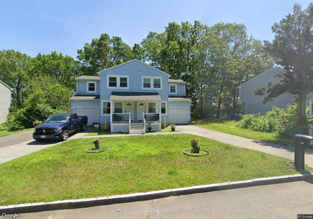 123 Glenmore St, Springfield, MA 01129 - photo 1