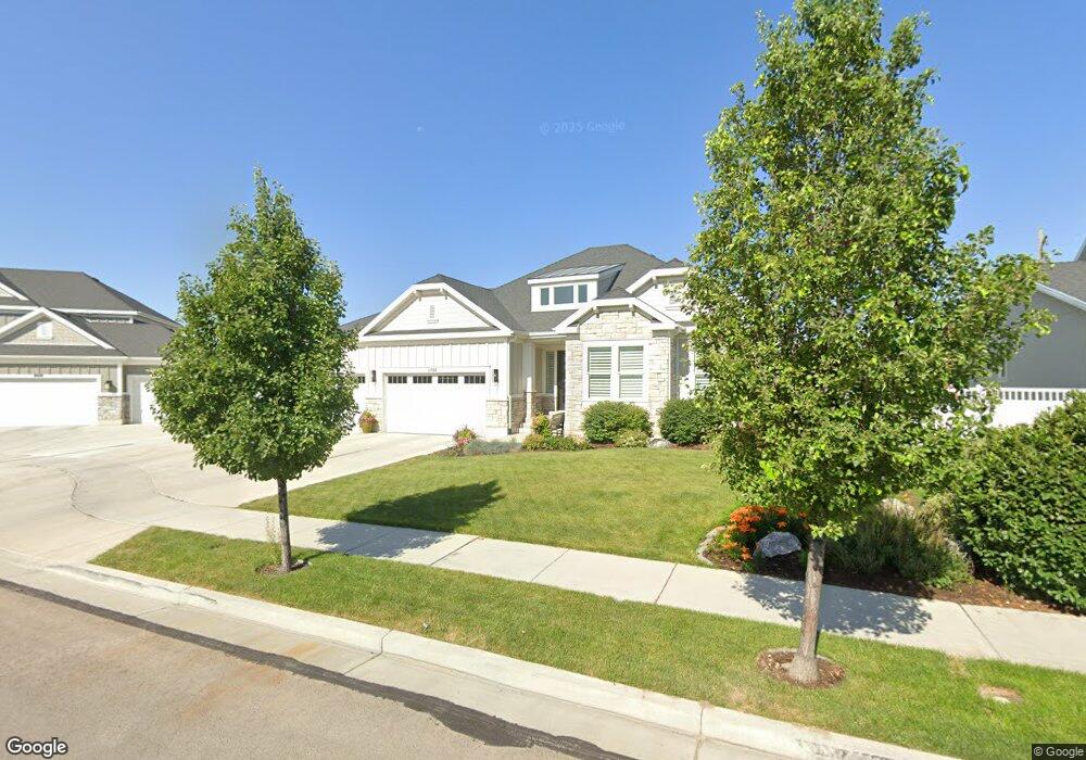 11768 S 2670 W, Riverton, UT 84065 - photo 1